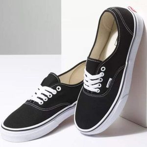 Black Classic Authentic Vans